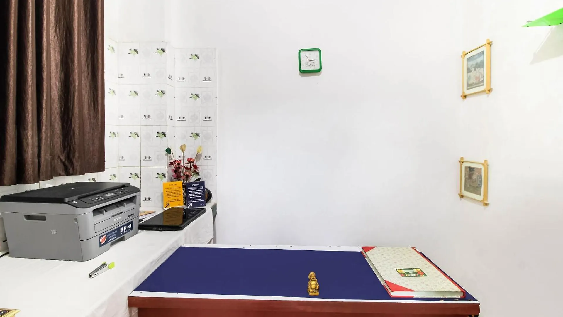 Spot On Namaste Guest House Удайпур Отель