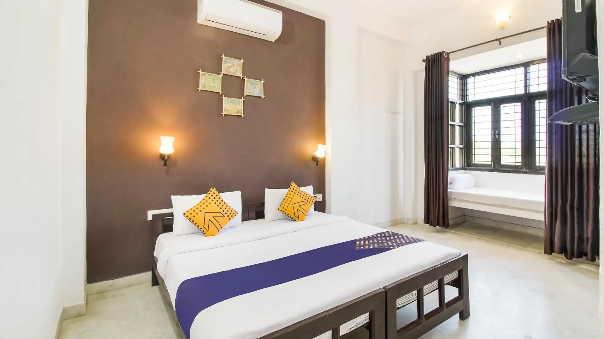 Spot On Namaste Guest House Удайпур